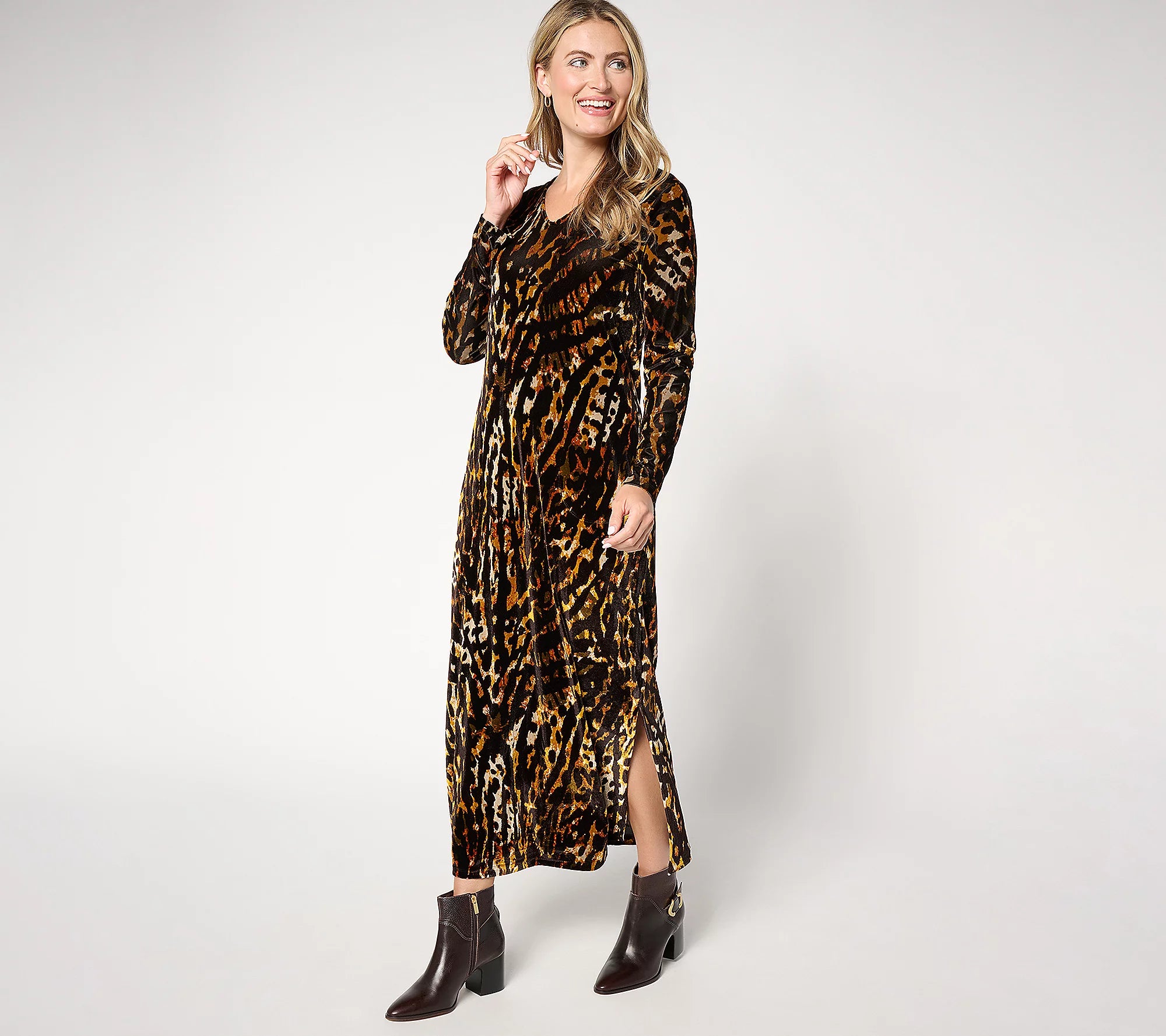 Attitudes by Renee Regular Printed Knit Velvet V-Neck Dress