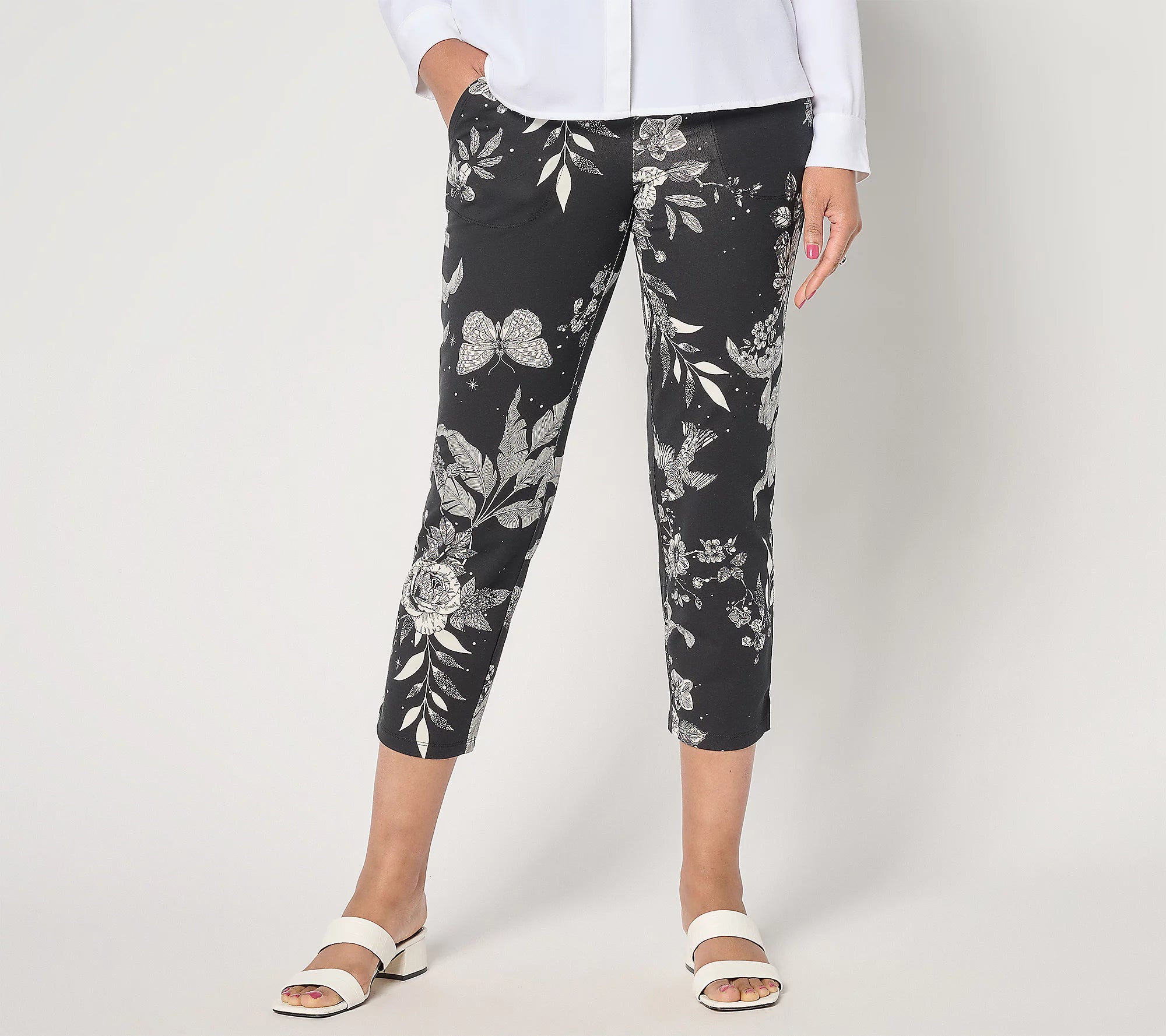 Women with Control Tummy Control 86/14 Regular Printed Crop Pants