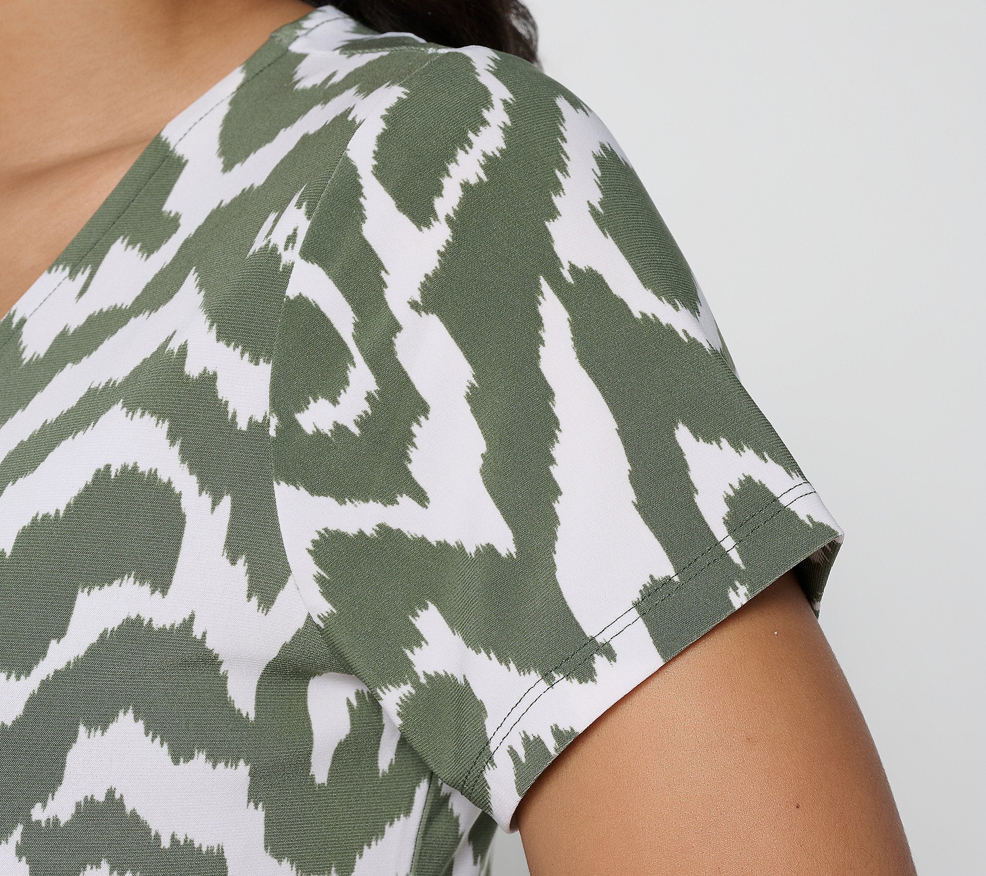 Attitudes by Renee Como Jersey V-Neck Top